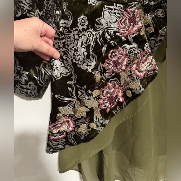 Chico’s Green Floral Velvet Jacket Size 1 Medium Petite Boho Chic Fairy Steam - Picture 4 of 9